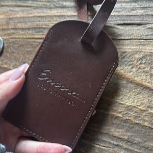 brown leather luggage tag
